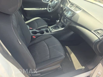 2018 Nissan Sentra SV – miniatura 8