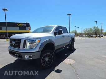 2018 Nissan TITAN PRO-4X Crew Cab Short Bed