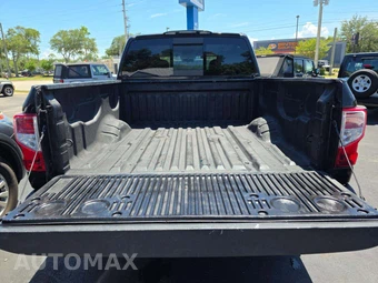 2018 Nissan TITAN S Crew Cab Short Bed - miniatura 14