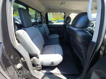2018 Nissan TITAN S Crew Cab Short Bed - miniatura 16