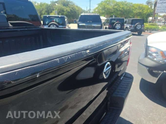 2018 Nissan TITAN S Crew Cab Short Bed - miniatura 23