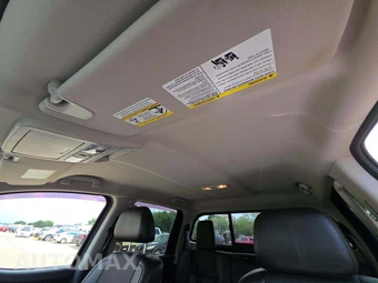 2018 Nissan TITAN SL Crew Cab Short Bed - miniatura 11