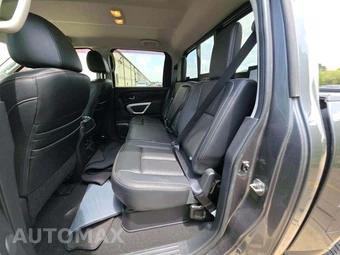 2018 Nissan TITAN SL Crew Cab Short Bed - miniatura 13