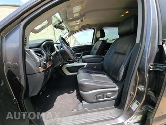 2018 Nissan TITAN SL Crew Cab Short Bed - miniatura 6