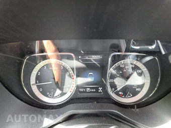 2018 Nissan TITAN SL Crew Cab Short Bed - miniatura 9
