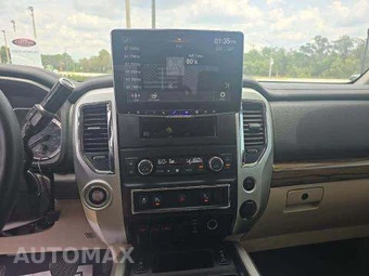 2018 Nissan TITAN SL Crew Cab Short Bed - miniatura 10