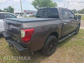 2018 Nissan TITAN SL Crew Cab Short Bed - miniatura 3