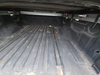 2018 Nissan TITAN SL Crew Cab Short Bed - miniatura 16