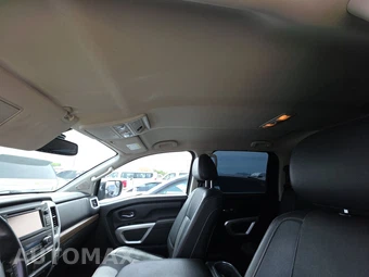 2018 Nissan TITAN SL Crew Cab Short Bed - miniatura 18