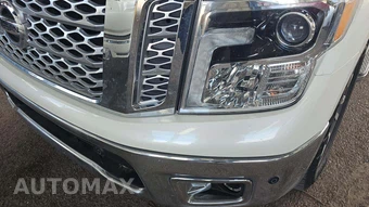 2018 Nissan TITAN SL Crew Cab Short Bed - miniatura 20