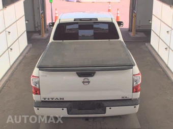 2018 Nissan TITAN SL Crew Cab Short Bed - miniatura 5