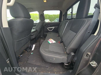 2018 Nissan TITAN SV Crew Cab Extra Short Bed - miniatura 13