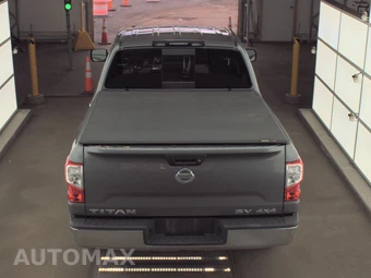 2018 Nissan TITAN SV Crew Cab Extra Short Bed - miniatura 5