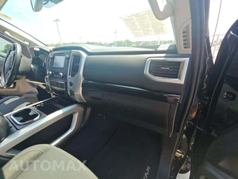 2018 Nissan TITAN SV Crew Cab Short Bed - miniatura 19
