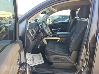 2018 Nissan TITAN SV Crew Cab Short Bed - miniatura 7