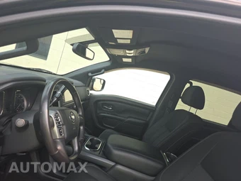 2018 Nissan TITAN SV Crew Cab Short Bed - miniatura 21