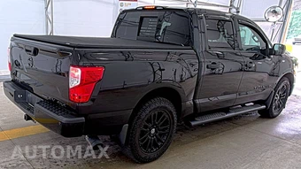 2018 Nissan TITAN SV Crew Cab Short Bed - miniatura 4