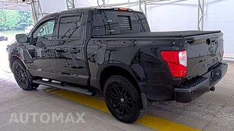 2018 Nissan TITAN SV Crew Cab Short Bed - miniatura 6