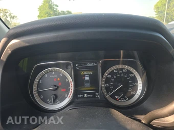 2018 Nissan TITAN SV Crew Cab Short Bed - miniatura 12
