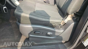 2018 Nissan TITAN SV Crew Cab Short Bed - miniatura 21