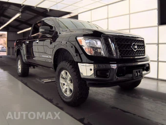 2018 Nissan TITAN SV Crew Cab Short Bed - miniatura 3
