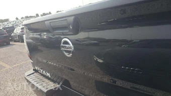 2018 Nissan TITAN SV Crew Cab Short Bed - miniatura 35