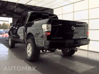 2018 Nissan TITAN SV Crew Cab Short Bed - miniatura 6