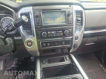 2018 Nissan TITAN SV Crew Cab Short Bed - miniatura 10