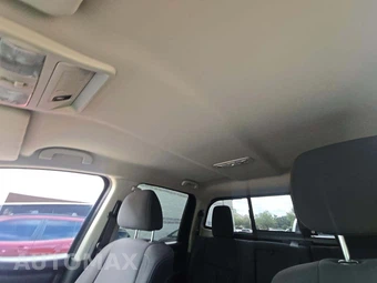 2018 Nissan TITAN SV Crew Cab Short Bed - miniatura 11