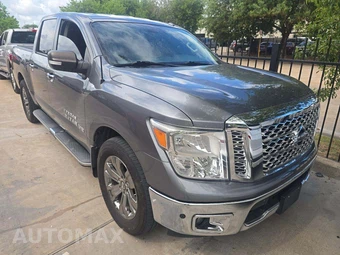 2018 Nissan TITAN SV Crew Cab Short Bed - miniatura 4
