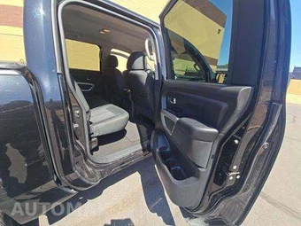 2018 Nissan TITAN SV Crew Cab Short Bed - miniatura 16
