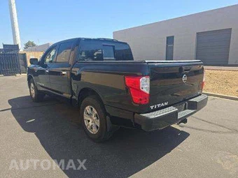 2018 Nissan TITAN SV Crew Cab Short Bed - miniatura 2