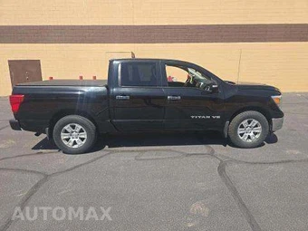 2018 Nissan TITAN SV Crew Cab Short Bed - miniatura 4