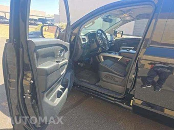2018 Nissan TITAN SV Crew Cab Short Bed - miniatura 6