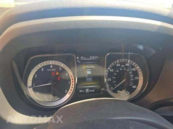 2018 Nissan TITAN SV Crew Cab Short Bed - miniatura 9