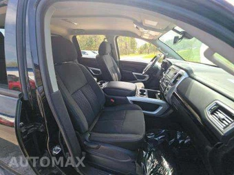 2018 Nissan TITAN SV Crew Cab Short Bed - miniatura 19