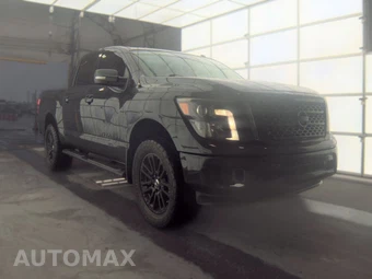 2018 Nissan TITAN SV Crew Cab Short Bed - miniatura 3