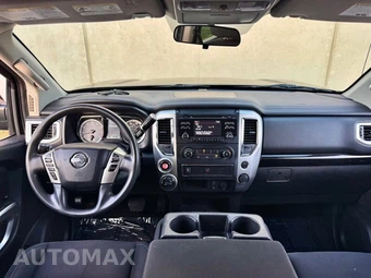 2018 Nissan TITAN SV Crew Cab Short Bed - miniatura 13