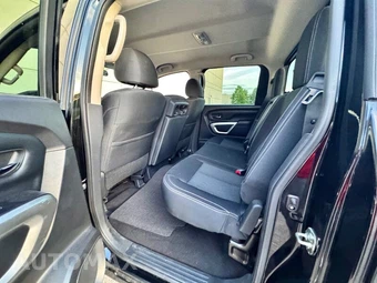 2018 Nissan TITAN SV Crew Cab Short Bed - miniatura 22