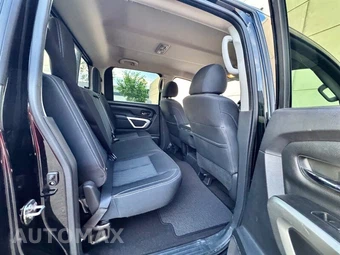 2018 Nissan TITAN SV Crew Cab Short Bed - miniatura 23