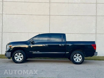 2018 Nissan TITAN SV Crew Cab Short Bed - miniatura 6