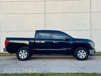 2018 Nissan TITAN SV Crew Cab Short Bed - miniatura 7