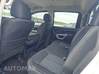 2018 Nissan TITAN SV Crew Cab Short Bed - miniatura 13
