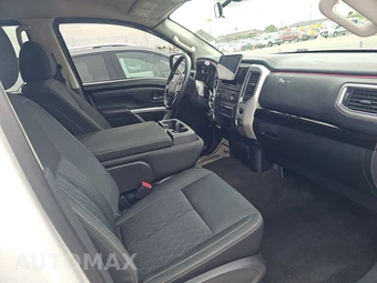 2018 Nissan TITAN SV Crew Cab Short Bed - miniatura 8