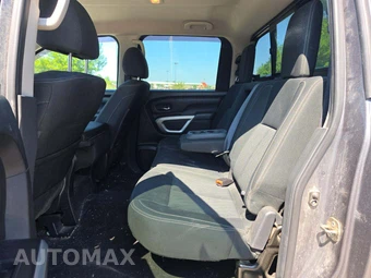 2018 Nissan TITAN SV Crew Cab Short Bed - miniatura 13