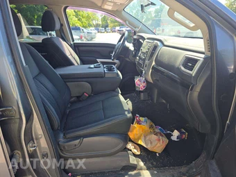 2018 Nissan TITAN SV Crew Cab Short Bed - miniatura 18