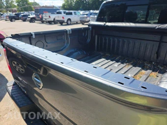 2018 Nissan TITAN SV Crew Cab Short Bed - miniatura 24