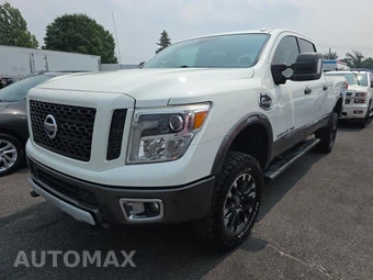 2018 Nissan TITAN XD PRO-4X Crew Cab Medium Bed