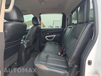 2018 Nissan TITAN XD PRO-4X Crew Cab Medium Bed – miniatura 10