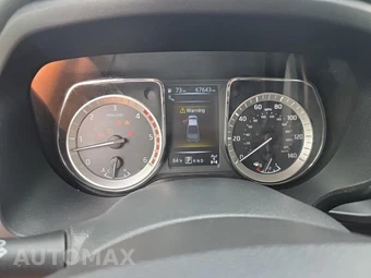 2018 Nissan TITAN XD PRO-4X Crew Cab Medium Bed – miniatura 9